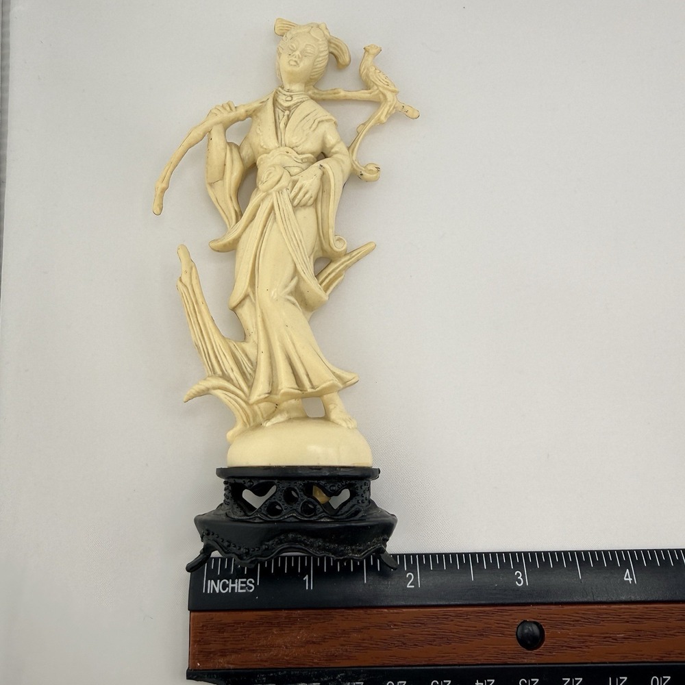 Vintage Italian Plastic Japanese Geisha Figurine Resin‎ Base - Picture 7 of 8